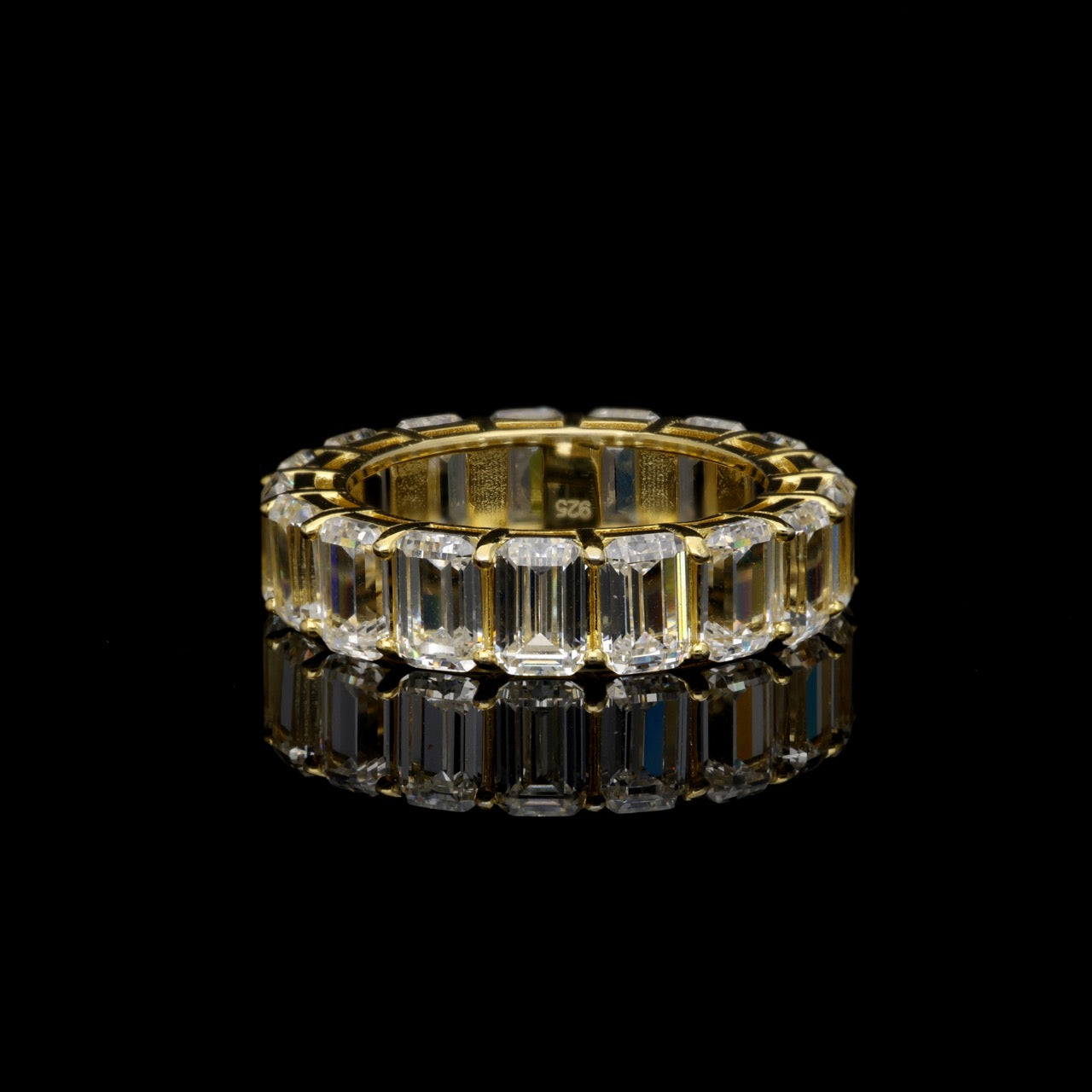 BAGUETTES WEDDING BAND WITH GOLD COLOR
