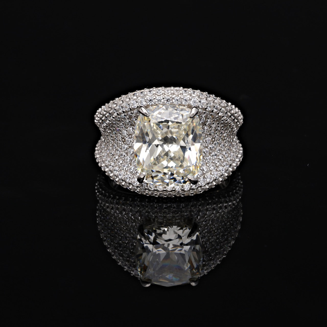 NO 1881 RING