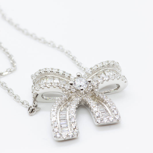 BOW NECKLACE NO 101