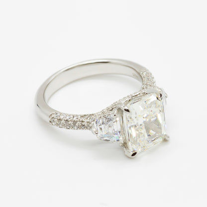 ANOTHER CARRE SOLITAIRE RING